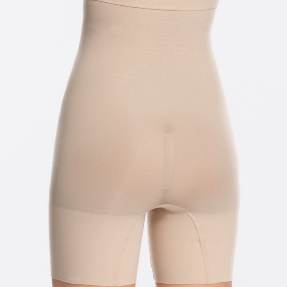 SPANX Higher Power Short